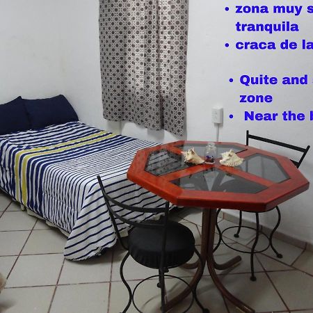 Habitaciones-Comodas-Aire-Wifi-Tv-Cerca De Playa-!!Excelente Precio II 曼萨尼约 外观 照片