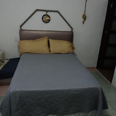Habitaciones-Comodas-Aire-Wifi-Tv-Cerca De Playa-!!Excelente Precio II 曼萨尼约 外观 照片