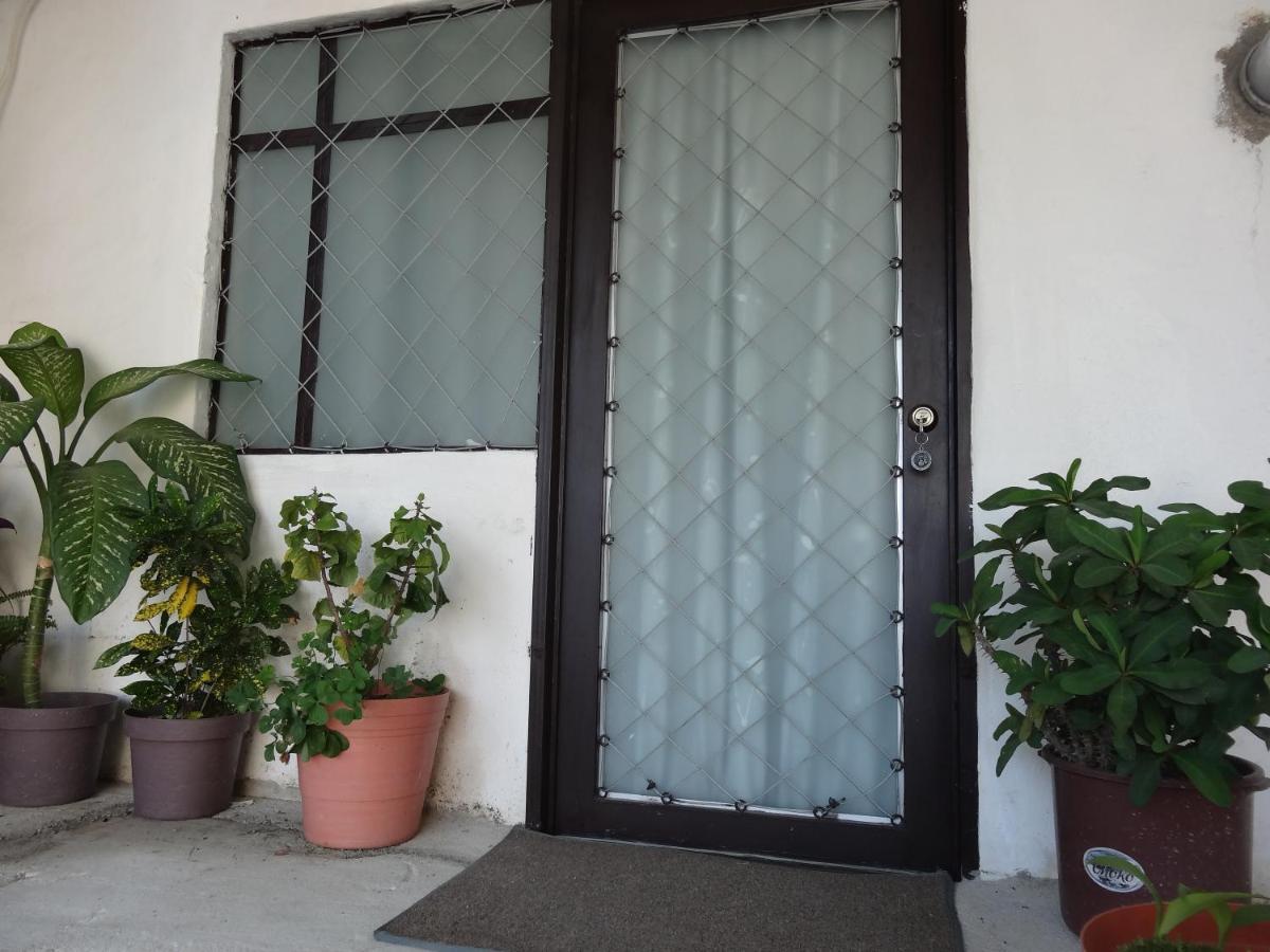 Habitaciones-Comodas-Aire-Wifi-Tv-Cerca De Playa-!!Excelente Precio II 曼萨尼约 外观 照片