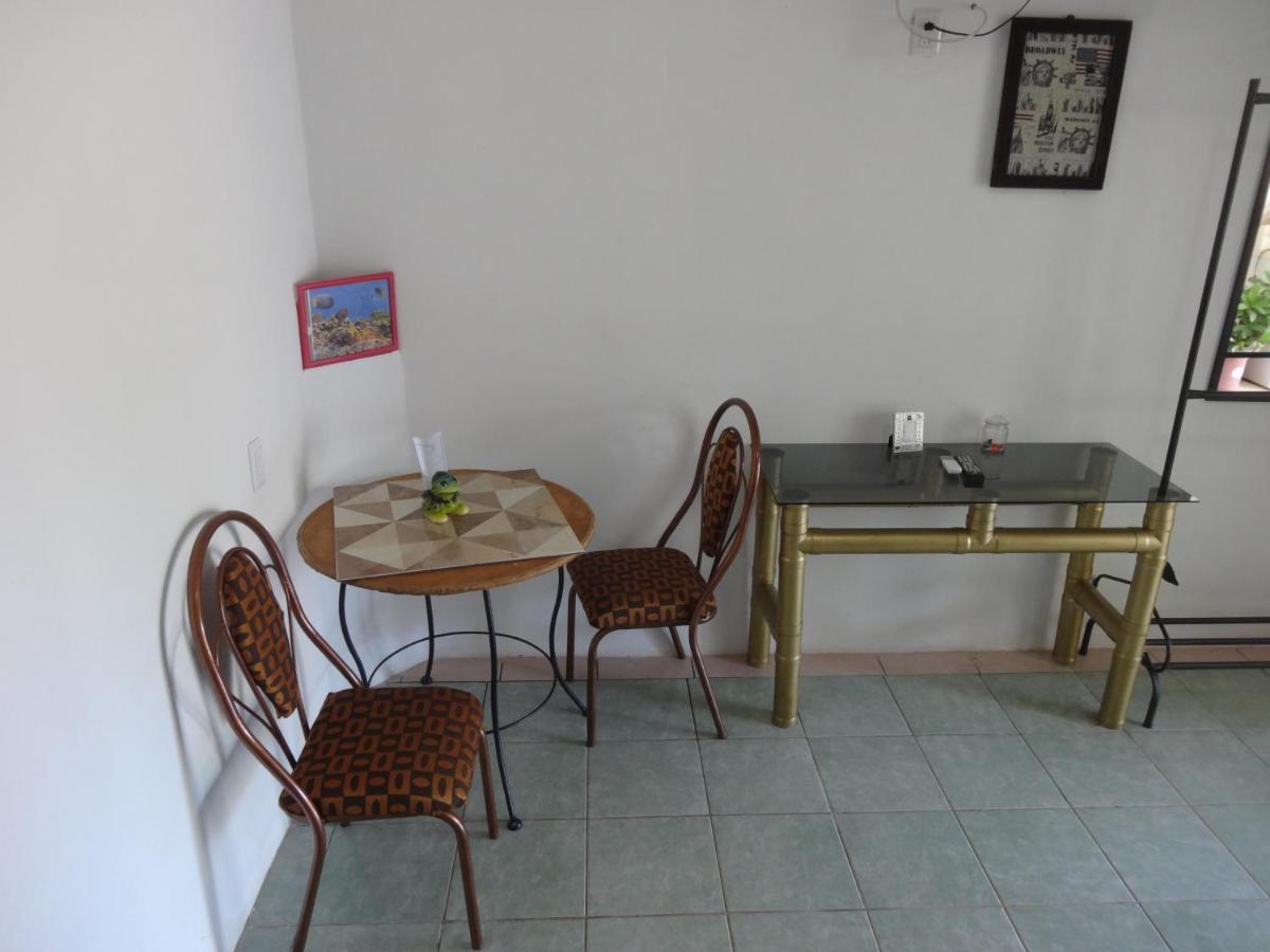 Habitaciones-Comodas-Aire-Wifi-Tv-Cerca De Playa-!!Excelente Precio II 曼萨尼约 外观 照片