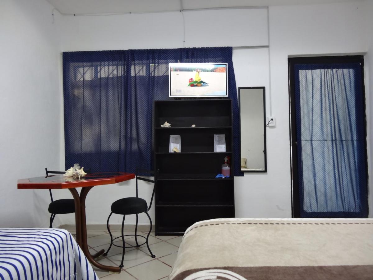 Habitaciones-Comodas-Aire-Wifi-Tv-Cerca De Playa-!!Excelente Precio II 曼萨尼约 外观 照片
