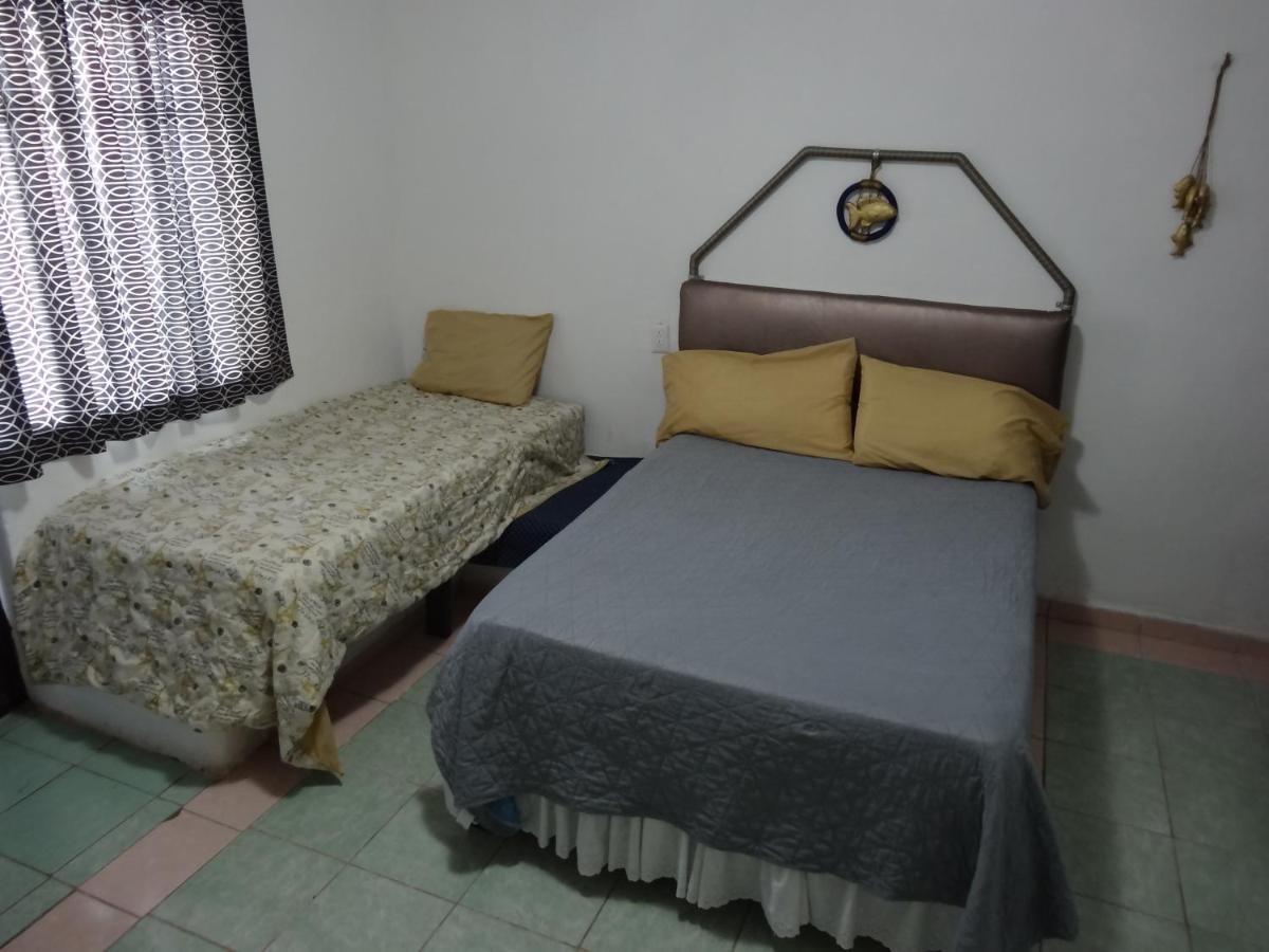 Habitaciones-Comodas-Aire-Wifi-Tv-Cerca De Playa-!!Excelente Precio II 曼萨尼约 外观 照片
